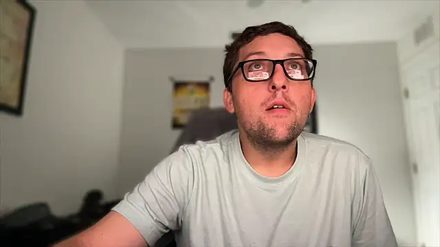 Snapshot of Milflover96 chatting on November 16, 2025, 12:26 am Milflover96 online show from November 16, 2025, 12:26 am