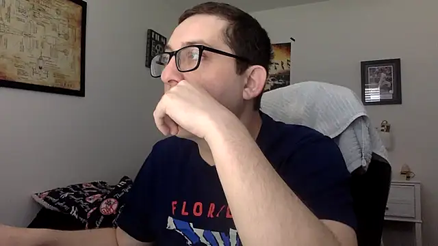 Snapshot of Milflover96 chatting on March 20, 2025, 3:58 pm Milflover96 online show from March 20, 2025, 3:58 pm