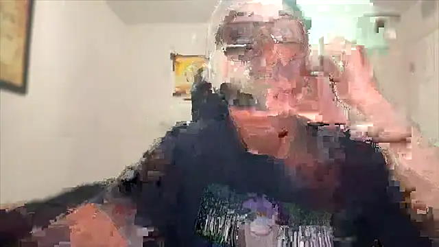 Snapshot of Milflover96 chatting on October 18, 2025, 10:56 pm Milflover96 online show from October 18, 2025, 10:56 pm