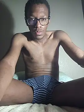 Snapshot of CrescentDick chatting on March 19, 2026, 10:10 pm CrescentDick online show from March 19, 2026, 10:10 pm