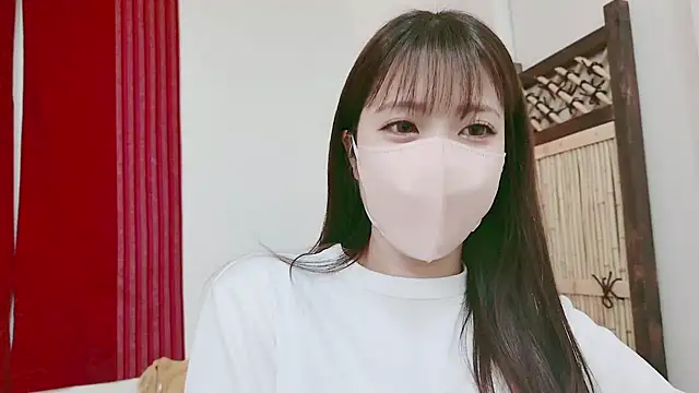 Snapshot of _momo_xoo chatting on February 24, 2025, 2:30 am momo xoo online show from February 24, 2025, 2:30 am