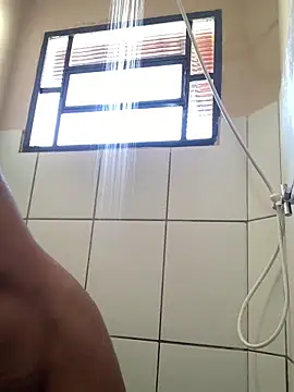 Snapshot of Mirellysbs1 chatting on October 12, 2025, 12:17 pm Mirellysbs1 online show from October 12, 2025, 12:17 pm