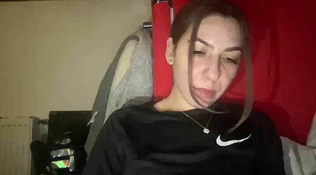 Snapshot of sarrah_rossy chatting on March 15, 2025, 10:22 pm sarrah rossy online show from March 15, 2025, 10:22 pm
