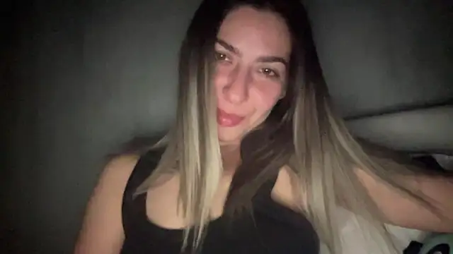 Snapshot of sarrah_rossy chatting on September 15, 2025, 9:26 pm sarrah rossy online show from September 15, 2025, 9:26 pm