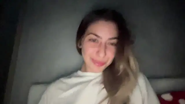 sarrah rossy online show from November 8, 2025, 10:24 pm