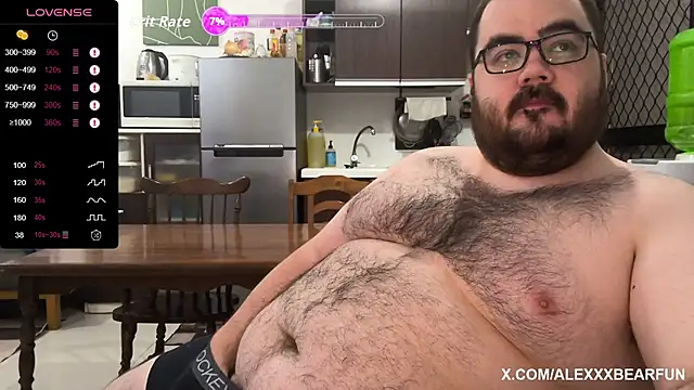 alexxxbear online show from September 12, 2025, 11:48 pm