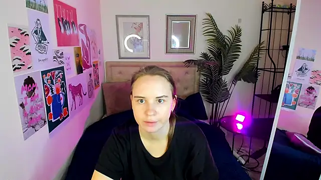 Lika 0ne online show from April 13, 2026, 12:09 pm