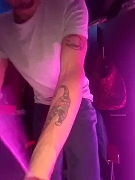 Chris MaVe  online show from January 8, 2026, 5:13 am