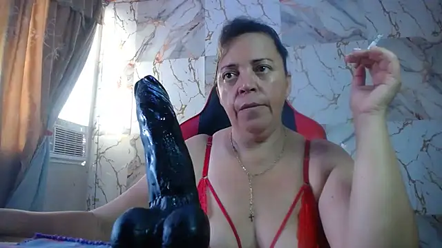 alina maturehot online show from May 15, 2026, 9:35 pm