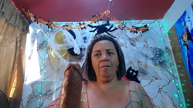 alina maturehot online show from October 20, 2025, 9:15 pm