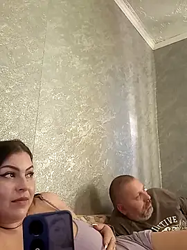 Snapshot of Greta_Tamar chatting on December 5, 2025, 7:07 am Greta Tamar online show from December 5, 2025, 7:07 am