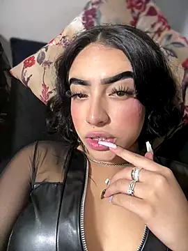 Scarlett-LS online show from December 18, 2025, 3:00 am