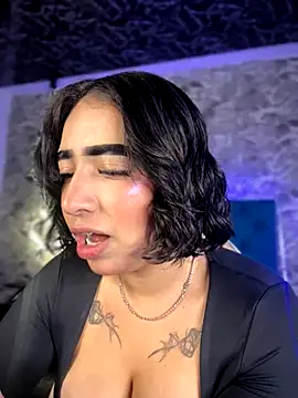 Scarlett-LS online show from November 29, 2025, 2:23 am