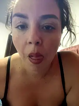 francy20 online show from October 28, 2025, 9:47 pm