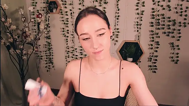 Snapshot of Smoke_of_soul_ chatting on March 22, 2025, 7:42 pm Smoke of soul online show from March 22, 2025, 7:42 pm