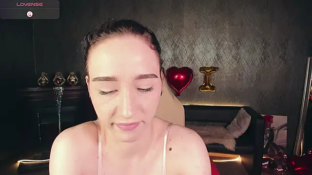 Snapshot of Smoke_of_soul_ chatting on February 19, 2025, 1:50 pm Smoke of soul online show from February 19, 2025, 1:50 pm