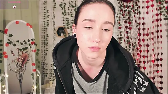 Snapshot of Smoke_of_soul_ chatting on February 13, 2025, 7:21 pm Smoke of soul online show from February 13, 2025, 7:21 pm