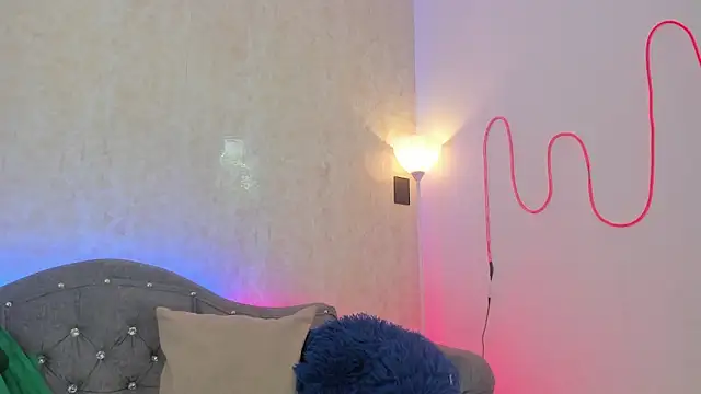 AntoniSantoss online show from October 28, 2025, 7:24 pm