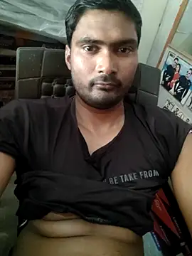 ccuteboyyyy online show from February 26, 2025, 11:43 am