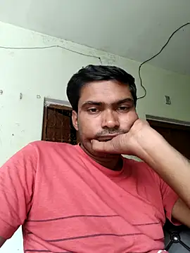 ccuteboyyyy online show from October 12, 2025, 4:36 am