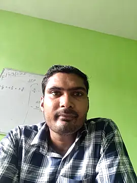 ccuteboyyyy online show from September 12, 2025, 5:18 am