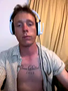 teeballin0001 online show from November 17, 2025, 1:48 pm