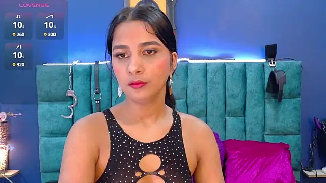 MariamLaraa online show from March 13, 2025, 2:44 pm