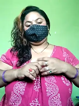 Snapshot of rani130 chatting on February 20, 2026, 9:22 am rani130 online show from February 20, 2026, 9:22 am