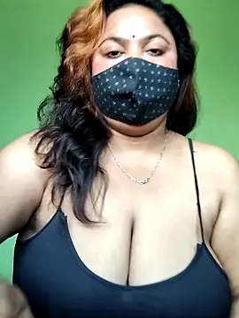 Snapshot of rani130 chatting on February 3, 2026, 2:00 am rani130 online show from February 3, 2026, 2:00 am