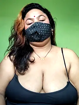 Snapshot of rani130 chatting on February 25, 2026, 1:50 am rani130 online show from February 25, 2026, 1:50 am