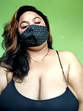 Snapshot of rani130 chatting on March 5, 2026, 1:46 am rani130 online show from March 5, 2026, 1:46 am