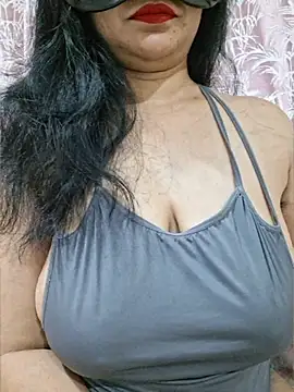 Snapshot of Jassi_Does chatting on May 22, 2026, 9:24 pm Jassi Does online show from May 22, 2026, 9:24 pm