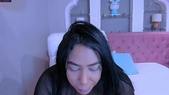 Snapshot of emma_purple_ chatting on February 26, 2025, 12:16 pm emma purple online show from February 26, 2025, 12:16 pm