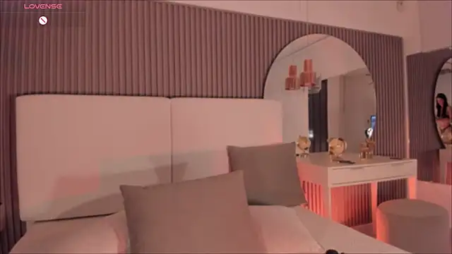 Snapshot of Giselle_royy chatting on October 5, 2025, 8:43 pm Giselle royy online show from October 5, 2025, 8:43 pm