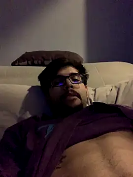 BlobbedFloppy online show from November 24, 2025, 2:22 am