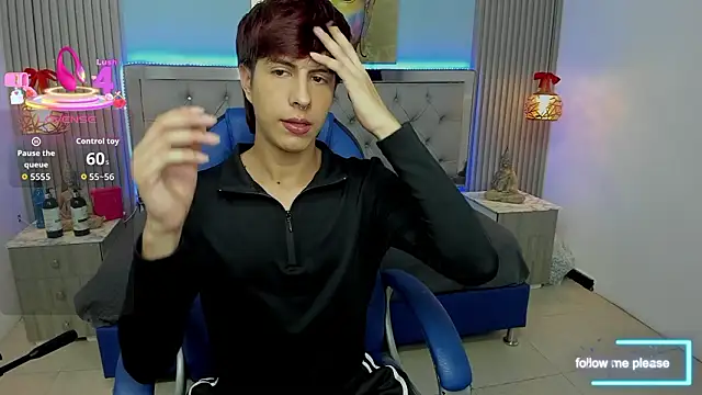 Snapshot of Estiv18_ chatting on January 19, 2026, 2:37 am Estiv18 online show from January 19, 2026, 2:37 am