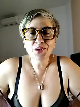 Snapshot of Pumabionda chatting on September 23, 2025, 7:37 am Pumabionda online show from September 23, 2025, 7:37 am