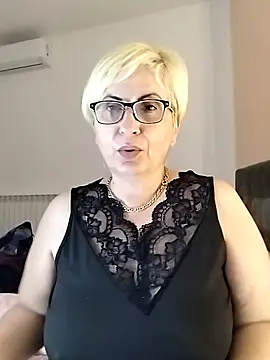 Pumabionda online show from April 13, 2026, 3:27 pm