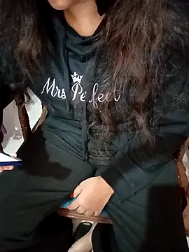 Mannat-222 online show from November 24, 2025, 1:27 am