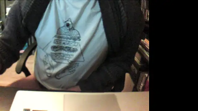 Snapshot of Samy409 chatting on February 18, 2025, 3:41 pm Samy409 online show from February 18, 2025, 3:41 pm