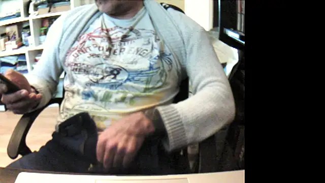 Snapshot of Samy409 chatting on March 3, 2025, 10:49 am Samy409 online show from March 3, 2025, 10:49 am