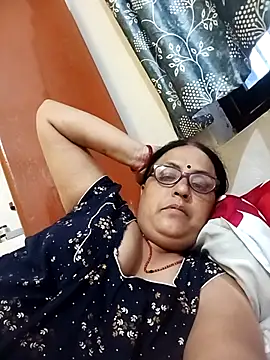 Kiyara8 online show from September 21, 2025, 7:57 am