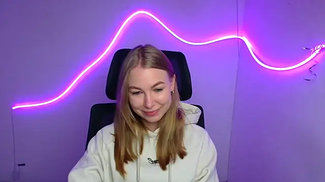 Snapshot of Dana_flowers chatting on September 26, 2025, 5:25 am Dana flowers online show from September 26, 2025, 5:25 am