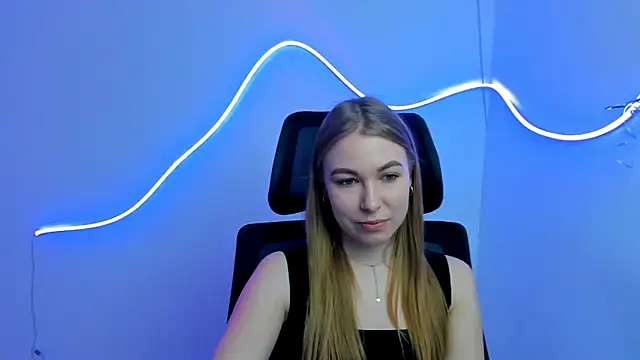 Snapshot of Dana_flowers chatting on March 20, 2025, 12:22 pm Dana flowers online show from March 20, 2025, 12:22 pm