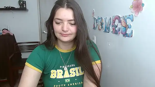Snapshot of dulce__222 chatting on September 8, 2025, 6:29 pm dulce 222 online show from September 8, 2025, 6:29 pm