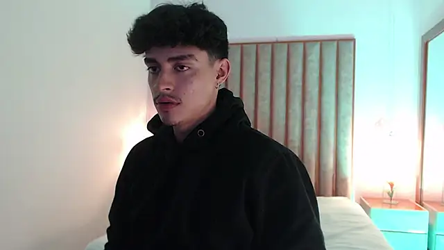 DrakeCollinss online show from September 30, 2025, 12:05 am