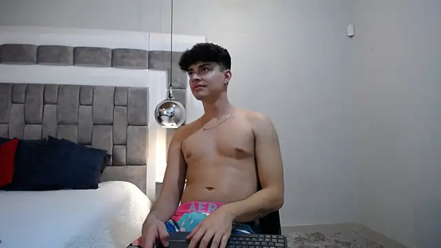 DrakeCollinss online show from February 26, 2025, 11:19 pm