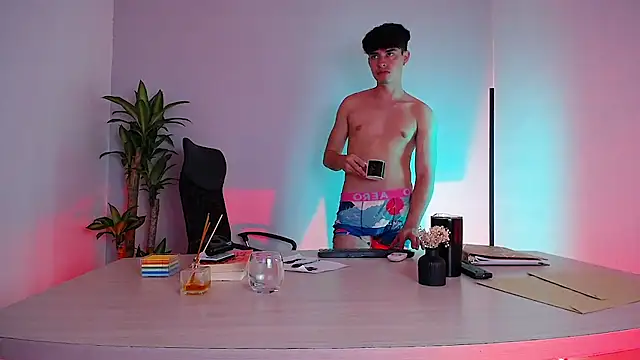 DrakeCollinss online show from March 4, 2025, 1:01 am