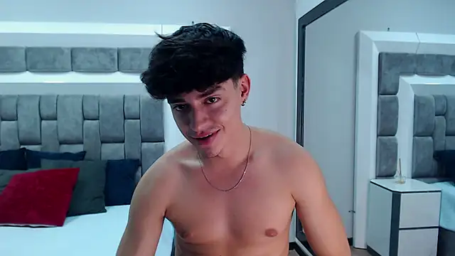 DrakeCollinss online show from March 21, 2025, 2:07 am