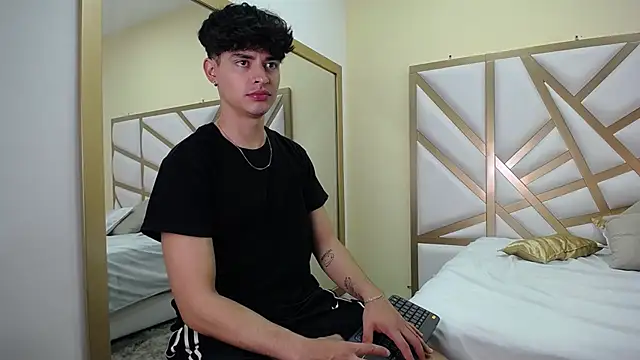 DrakeCollinss online show from March 13, 2025, 2:16 am